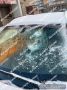 В воронежском микрорайоне Шилово неизвестный кинул бутылку в лобовое стекло автомобиля