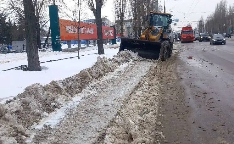 #уборка_Воронежа днем 24 февраля #уборка_Воронежа днем 24 февраля