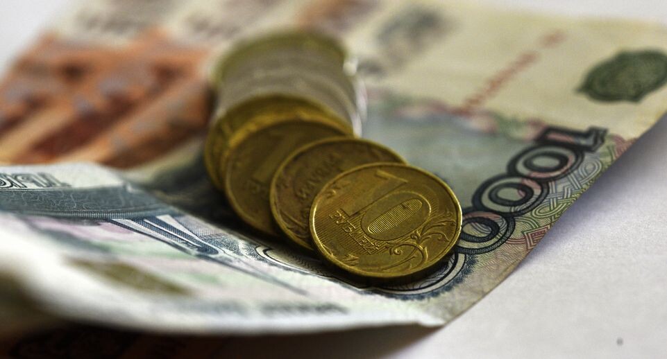 Пенсии в марте: прибавка для россиян старше 80 лет и инвалидов I группы