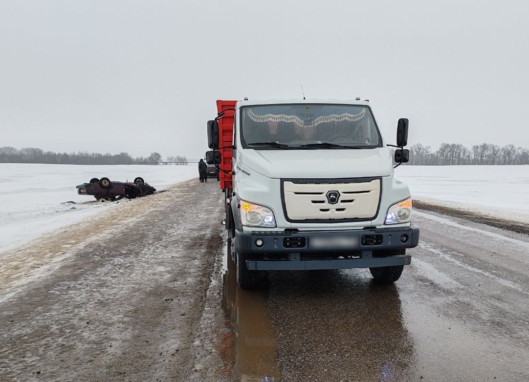 В Каширском районе сотрудники Госавтоинспекции устанавливают обстоятельства столкновения транспортных средств В Каширском районе сотрудники Госавтоинспекции устанавливают обстоятельства столкновения транспортных средств