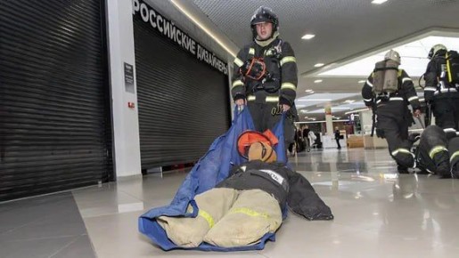 Работа с огоньком: в зале аттракционов воронежского ТРЦ провели пожарные учения