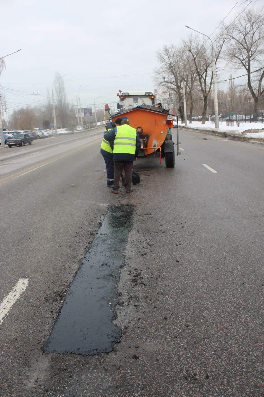 Ямочный ремонт на Ленинском проспекте Ямочный ремонт на Ленинском проспекте