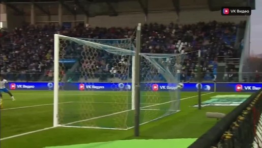 На 43-й минуте Белайди Пуси открывает счет и забивает гол в ворота «Урала»