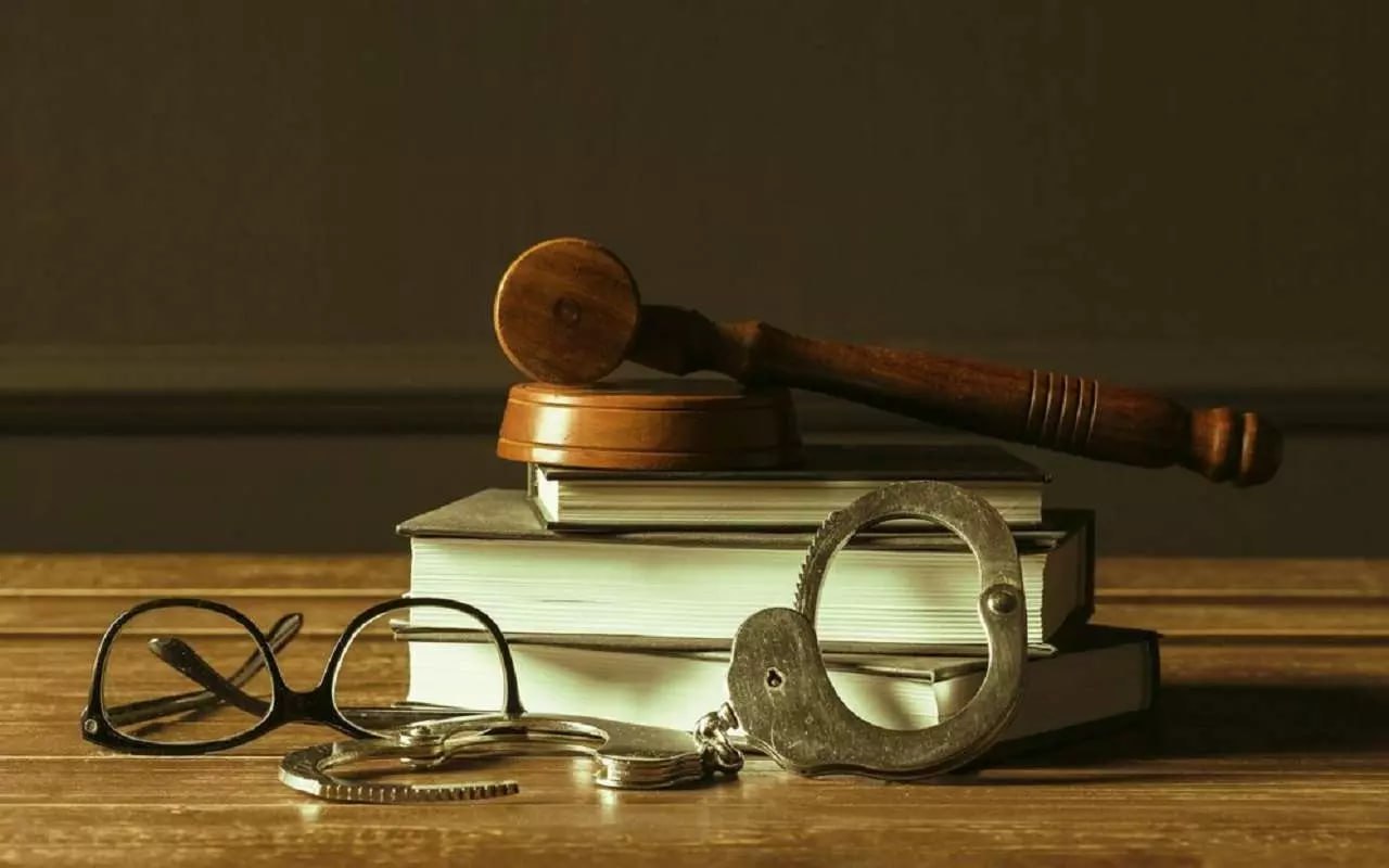 В Воронеже осуждены трое молодых людей за диверсии на железной дороге, двое из которых на момент преступлений были несовершеннолетними