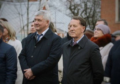 Губернатор Александр Гусев поздравил с днем рождения заместителя председателя Госдумы Алексея Гордеева