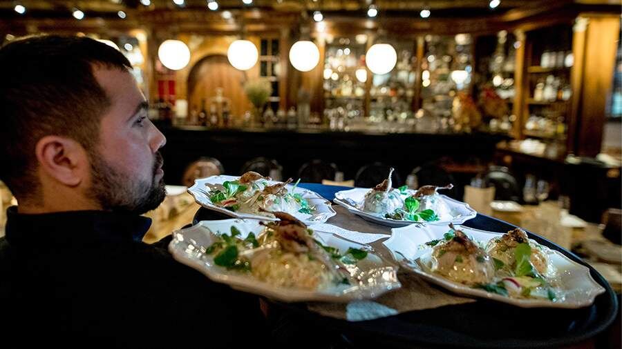 Сокращение ресторанов в Москве: мнение эксперта