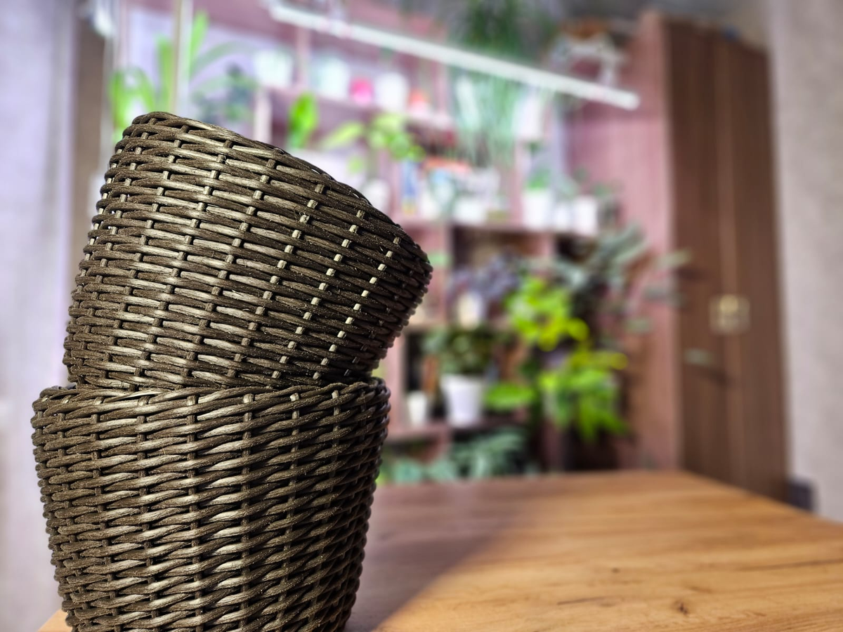 Уникальное кашпо из ротанга: создаем стильный элемент для сада своими руками