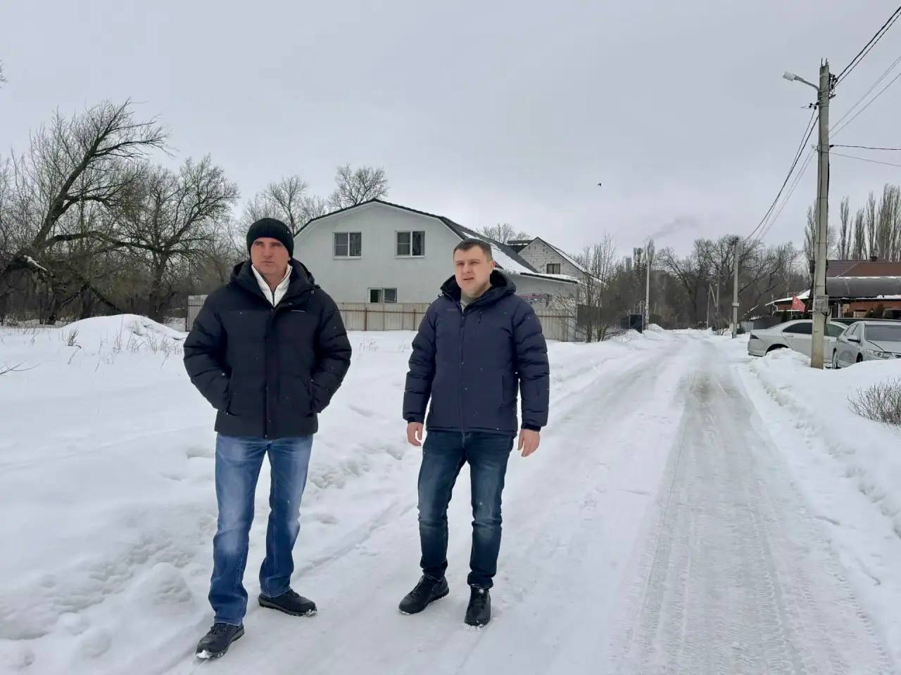 Провёл выездную встречу с жителями улицы Полякова Левобережного района Провёл выездную встречу с жителями улицы Полякова Левобережного района