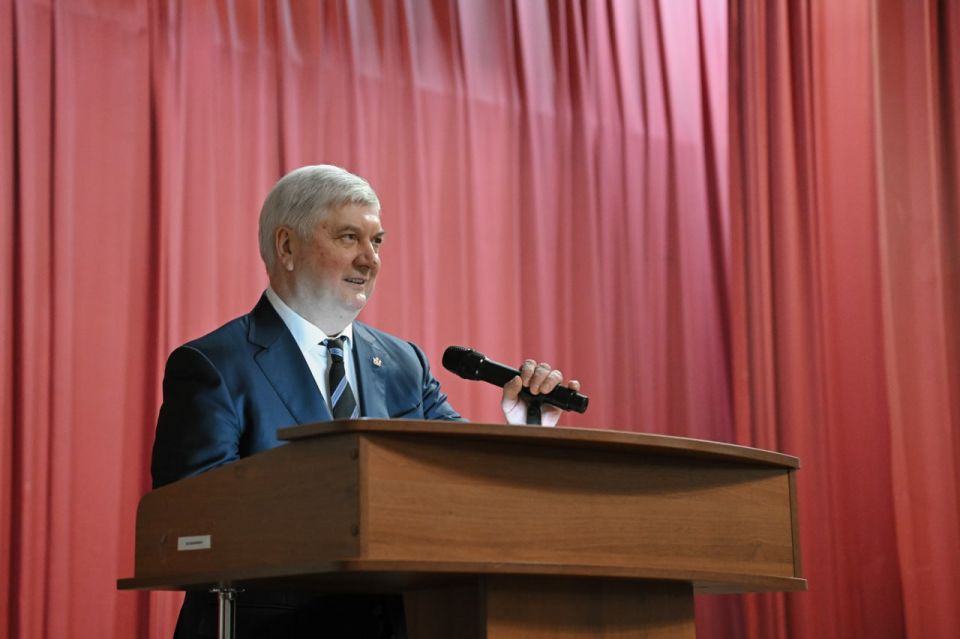 ���������� ��������� ��������� �������� ��������� � ����������� 8 �����