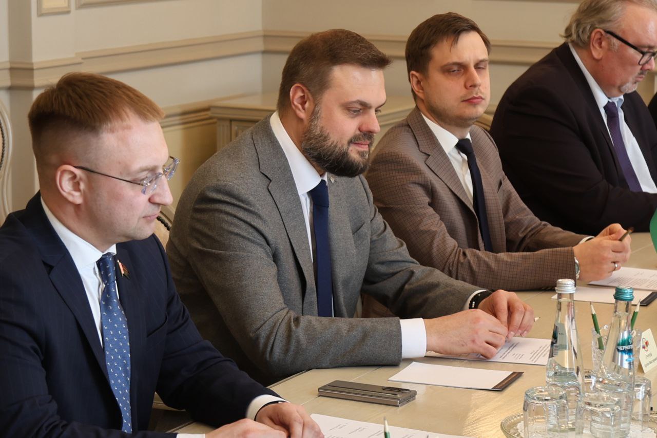 Артём Туров: Делегация Парламентского Собрания работает в Воронеже: итоги заседания комиссии по спорту, туризму и молполитике Артём Туров: Делегация Парламентского Собрания работает в Воронеже: итоги заседания комиссии по спорту, туризму и молполитике