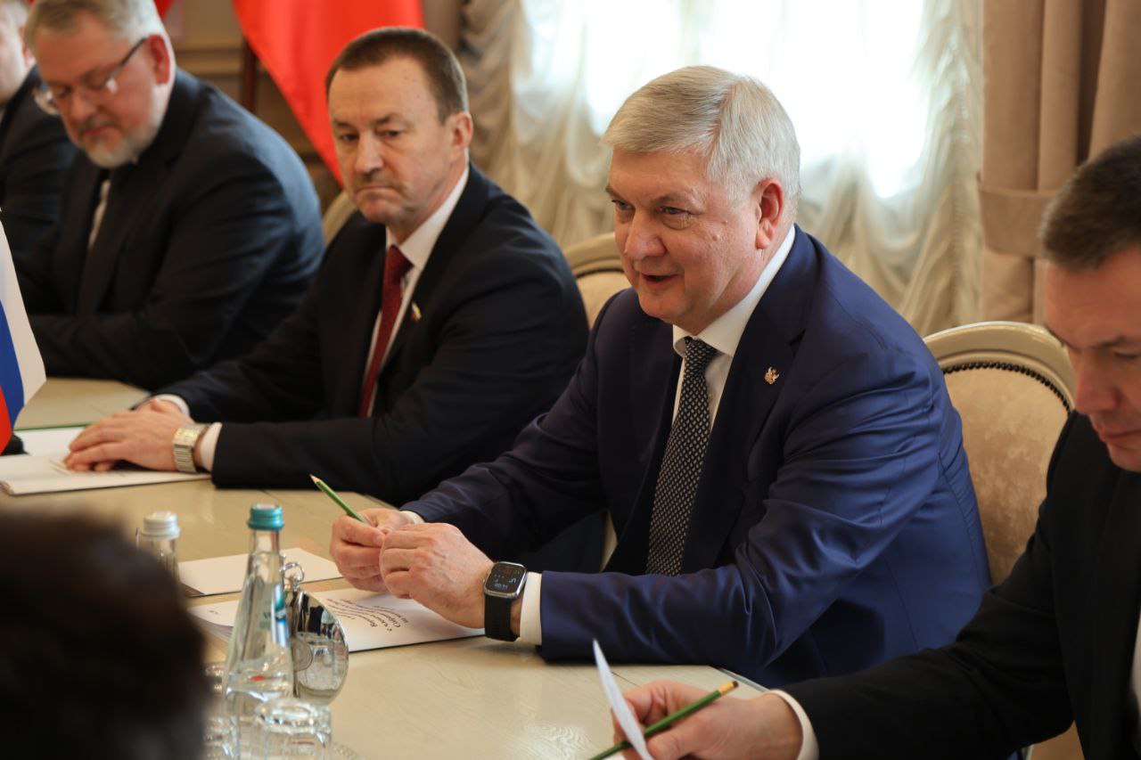 Артём Туров: Делегация Парламентского Собрания работает в Воронеже: итоги заседания комиссии по спорту, туризму и молполитике Артём Туров: Делегация Парламентского Собрания работает в Воронеже: итоги заседания комиссии по спорту, туризму и молполитике