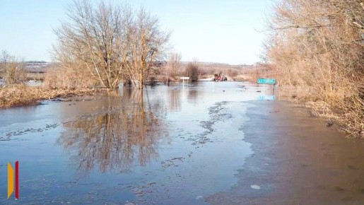 Два моста затоплены в Воронежской области