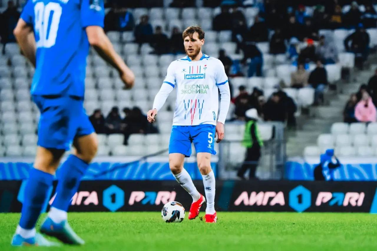 Александр Гусев: В Волгограде сегодня прервалась семиматчевая серия нашего «Факела» без поражений Александр Гусев: В Волгограде сегодня прервалась семиматчевая серия нашего «Факела» без поражений