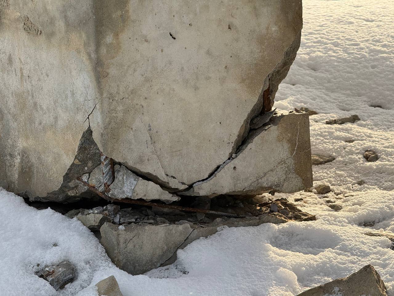 Парящие мосты на Петровской набережной, которые больше походят на Пизанскую башню, снесут за счет бюджета Парящие мосты на Петровской набережной, которые больше походят на Пизанскую башню, снесут за счет бюджета