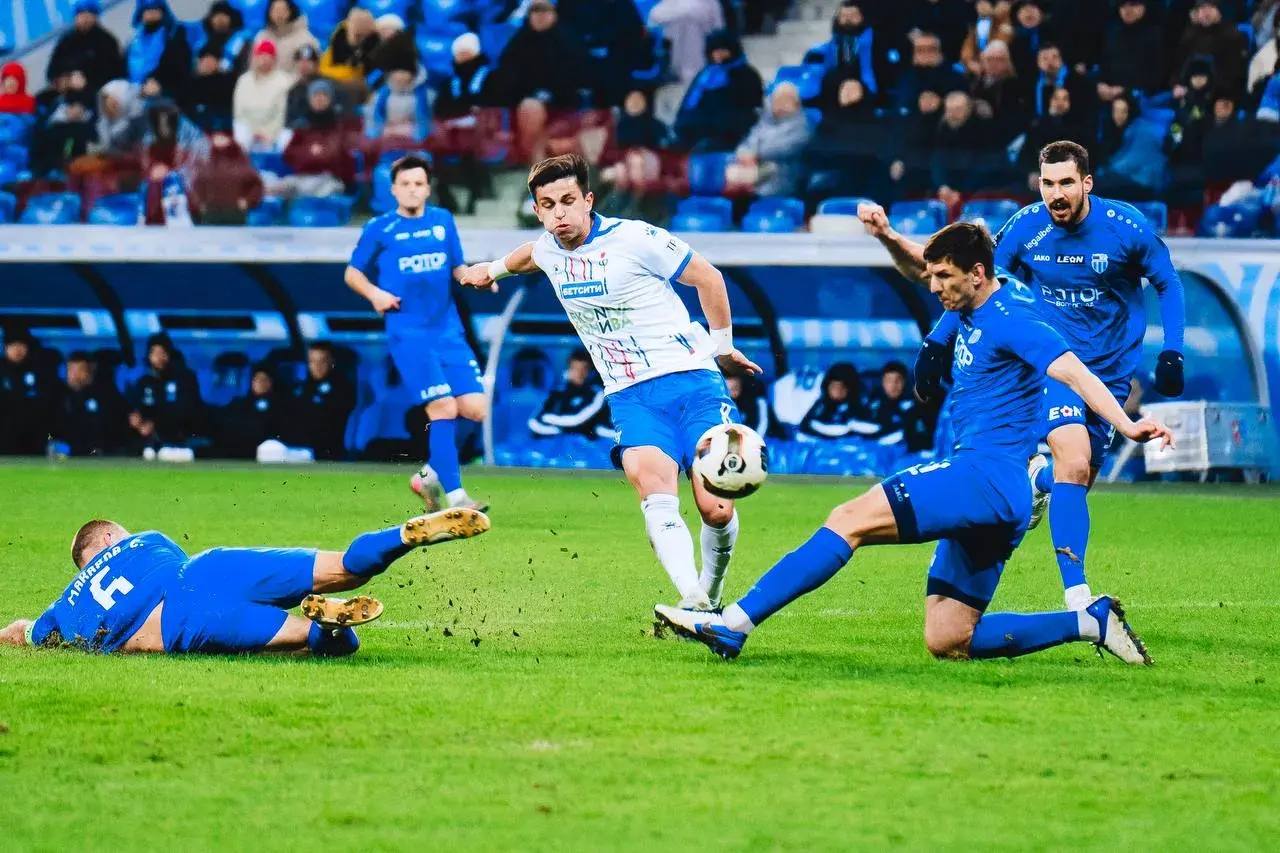 Александр Гусев: В Волгограде сегодня прервалась семиматчевая серия нашего «Факела» без поражений Александр Гусев: В Волгограде сегодня прервалась семиматчевая серия нашего «Факела» без поражений