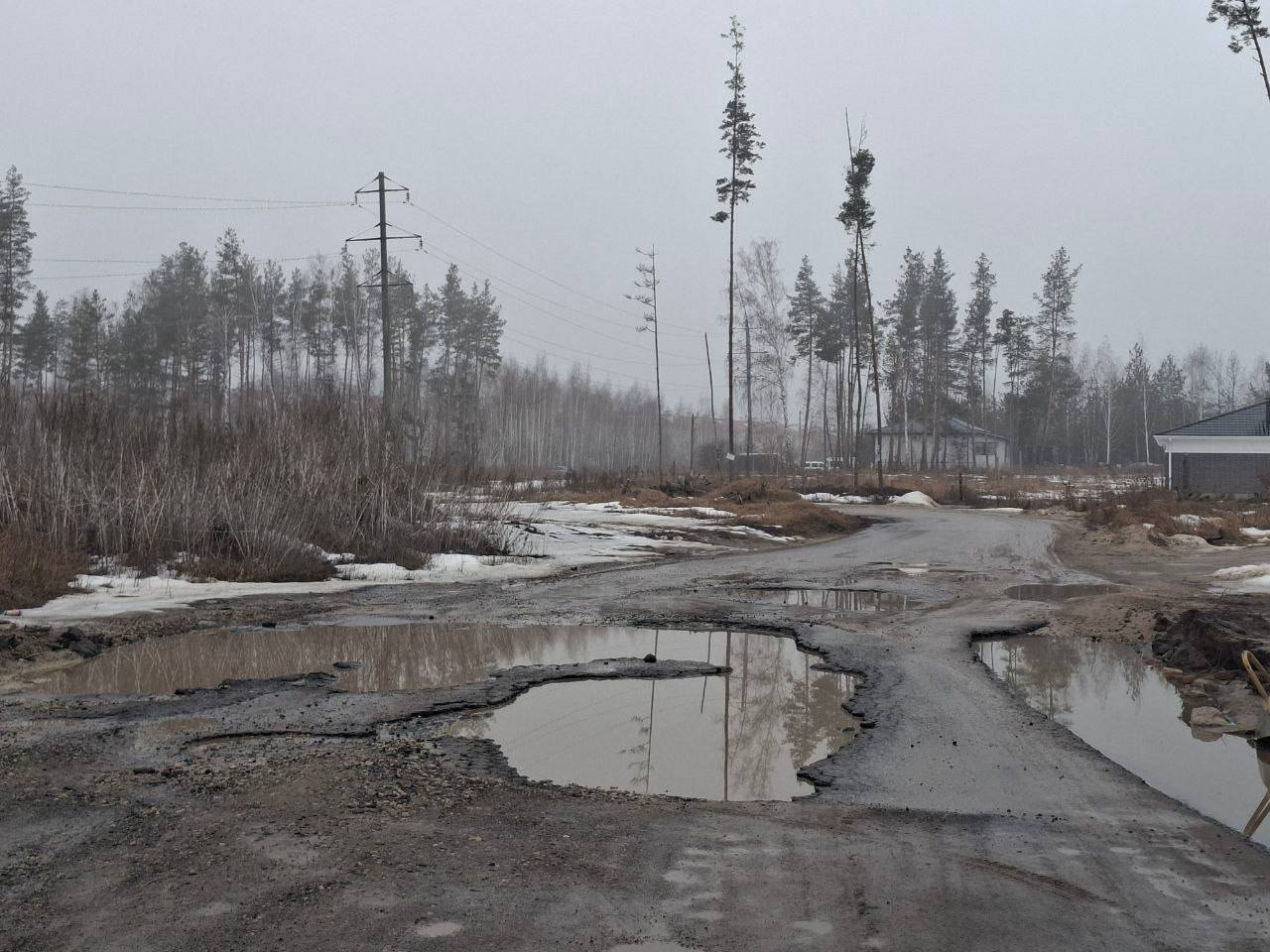 Весна в Воронежской области подкидывает испытания не только пешеходам, но и автолюбителям Весна в Воронежской области подкидывает испытания не только пешеходам, но и автолюбителям