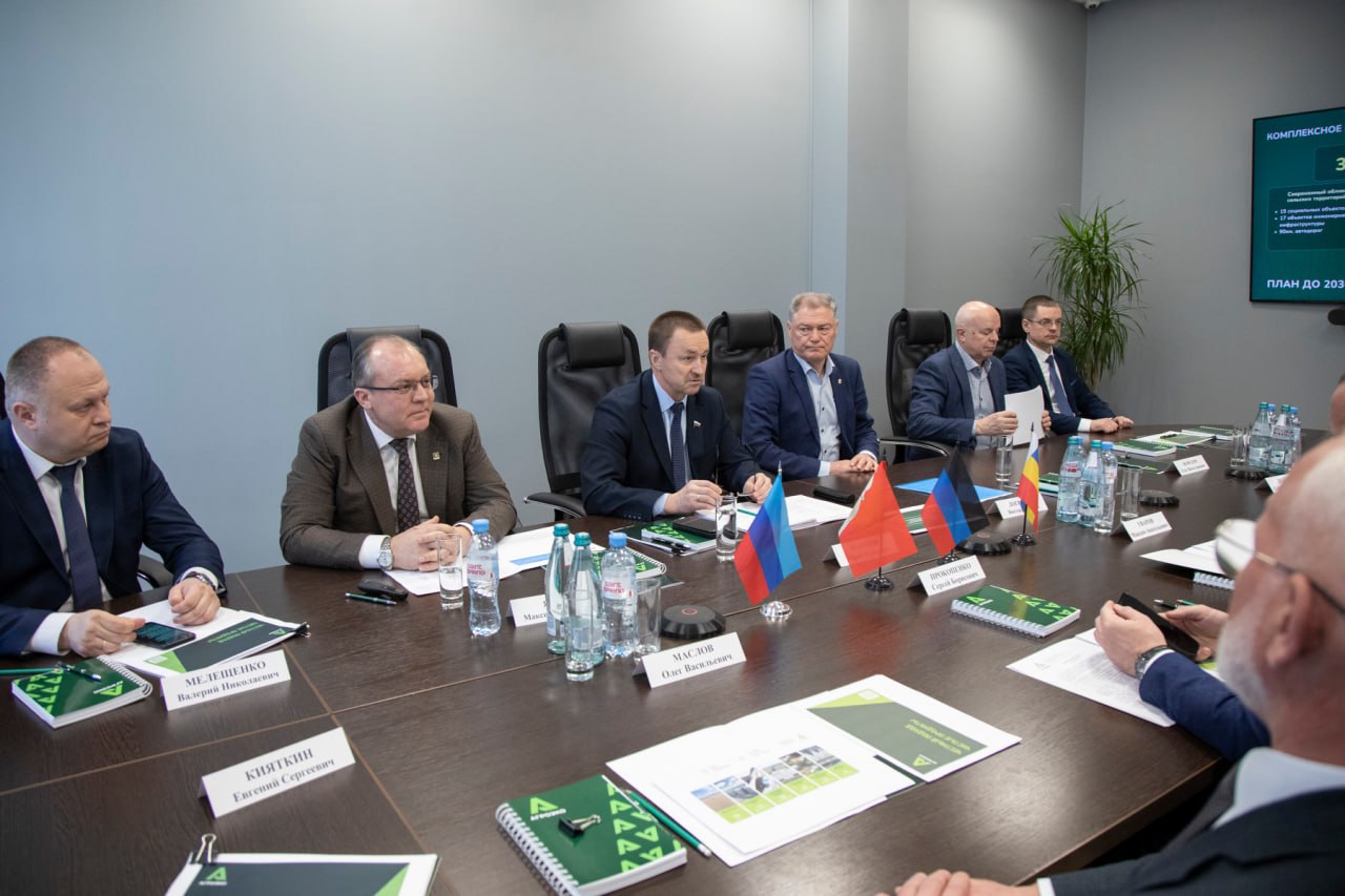 Делегации законодателей Содружества «Донбасс» ознакомились с воронежскими практиками развития села и АПК Делегации законодателей Содружества «Донбасс» ознакомились с воронежскими практиками развития села и АПК