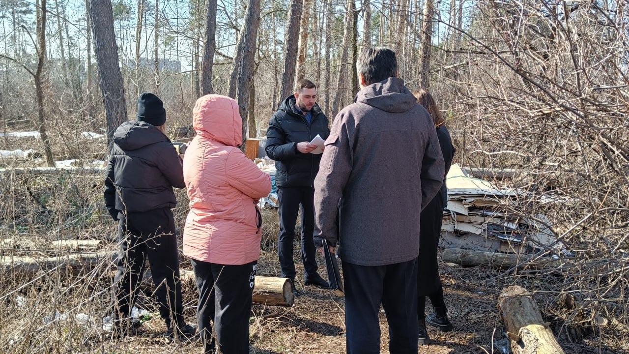 Свалку мусора в Северном лесу уберут в ближайшее время Свалку мусора в Северном лесу уберут в ближайшее время