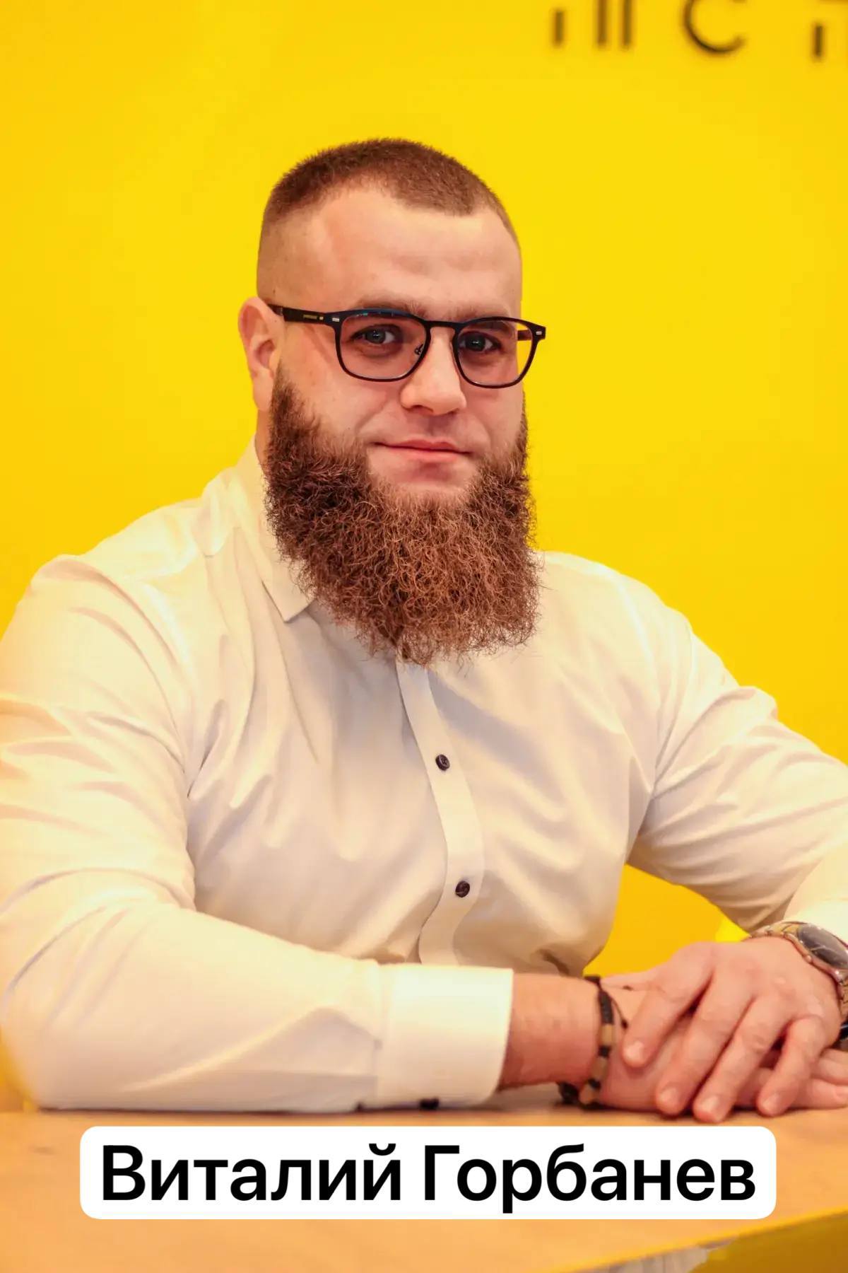 Гнущиеся мосты на Петровской набережной начали демонтировать Гнущиеся мосты на Петровской набережной начали демонтировать