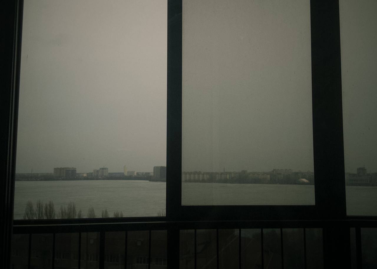 Погода 27 марта:. Температура воздуха: днем +9, к вечеру +8. Северо-восточный ветер 2 м/с - легкий, но со своим характером