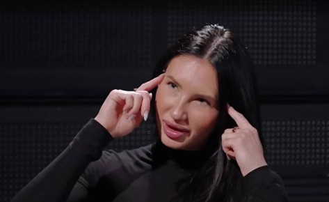 Блистательная звезда Воронежа Вика из «Блокнота» откровенно ответила на каверзные вопросы шеф-редактора «Вести Воронеж» Анны Кушмановой