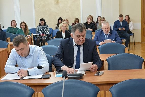 На заседании постоянной комиссии Воронежской городской Думы по бюджету, экономике, планированию, налоговой политике и инвестициям депутаты заслушали отчёт о деятельности Контрольно-счётной палаты города за 2025 год На заседании постоянной комиссии Воронежской городской Думы по бюджету, экономике, планированию, налоговой политике и инвестициям депутаты заслушали отчёт о деятельности Контрольно-счётной палаты города за 2025 год