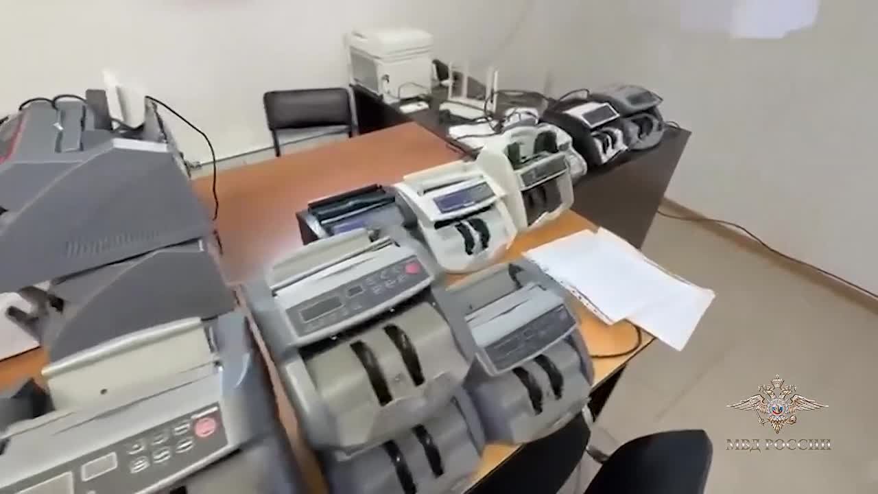 Ирина Волк: В Ростовской области мои коллеги задержали руководителя и работников кредитно-потребительского кооператива по подозрению в хищении денежных средств вкладчиков