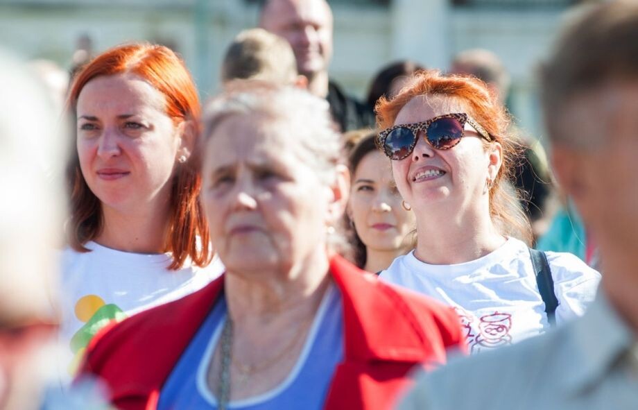 Что положено пенсионерам старше 65 лет в 2026 году: новые льготы и услуги