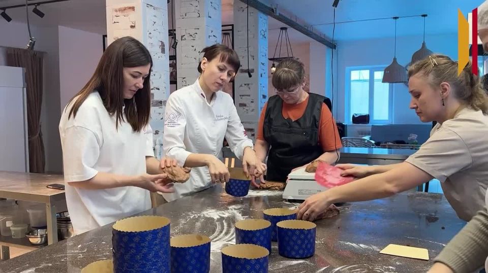 На картофельной заварке, классический и «Царский»: подборка рецептов куличей от воронежского пекаря