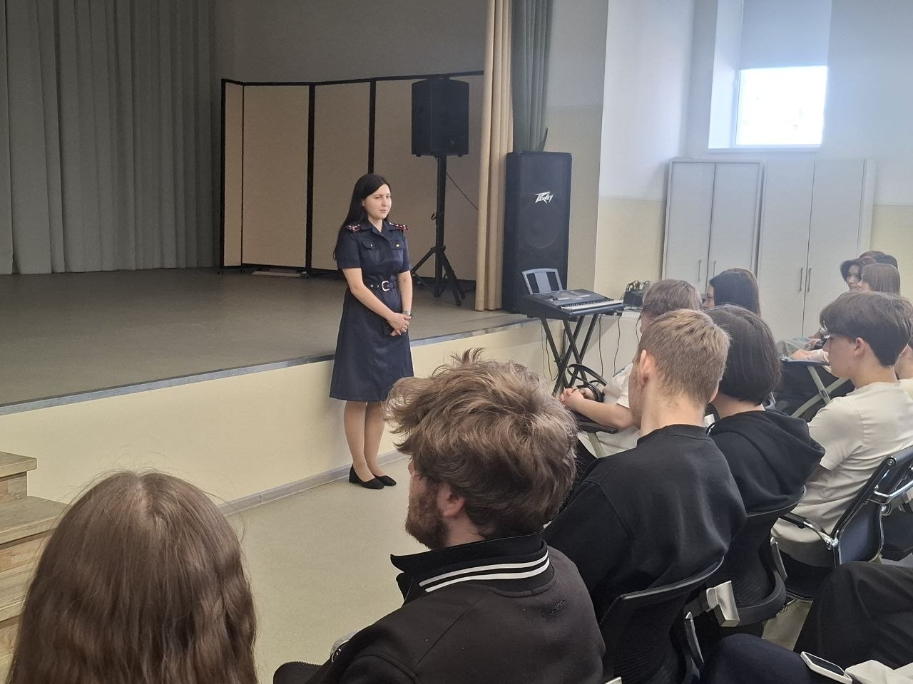 Сотрудники регионального следственного управления встретились со студентами Воронежского юридического техникума Сотрудники регионального следственного управления встретились со студентами Воронежского юридического техникума