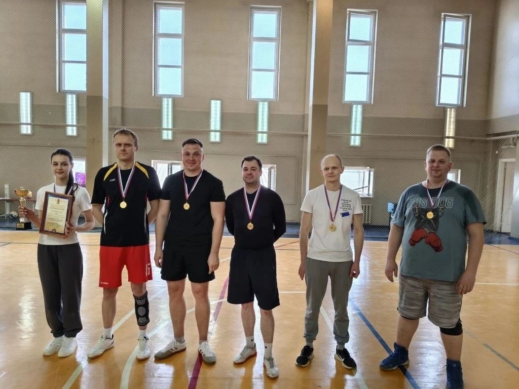 Волейбольный турнир среди следователей: в Воронеже определили сильнейших Волейбольный турнир среди следователей: в Воронеже определили сильнейших