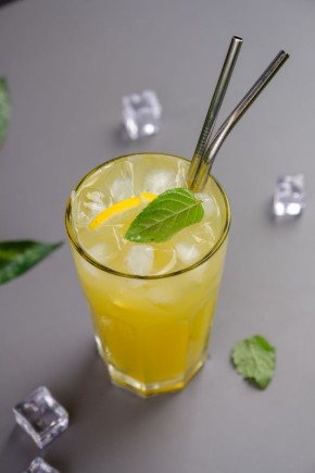 Всемирный день лимонада: вкусовые приключения с освежающим напитком