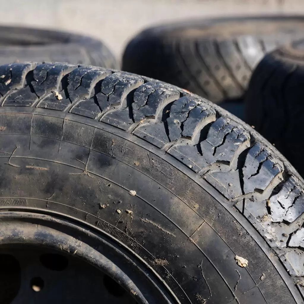 Креативные идеи, как использовать старые покрышки на даче