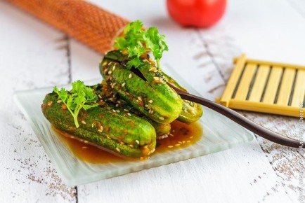 Огурцы на вашем столе: 10 изысканных рецептов для летних блюд