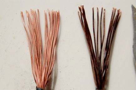 Эффективная очистка медных проводов от окиси с помощью простых ингредиентов