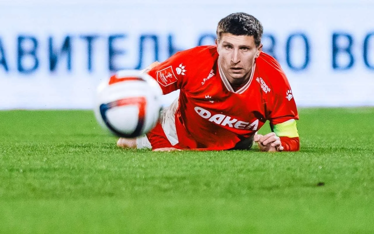 Поражение потерпел в родных стенах воронежский «Факел» в матче 28-го тура первой лиги против московской «Родины»