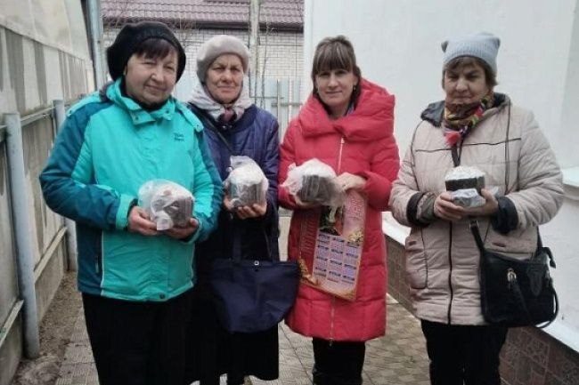 Депутат Воронежской городской Думы Владимир Ходырев поздравил с Пасхой активистов избирательного округа №1