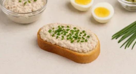 Нежная намазка на хлеб: вкуснее колбасы и полезнее для здоровья