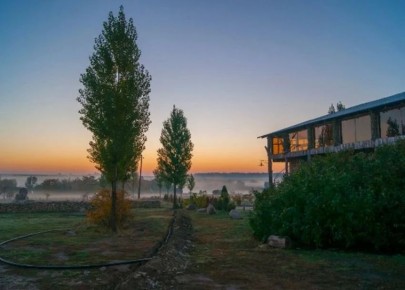 �� 215,5 ��� ������ �������� �����-����� � ����� ����������� �������