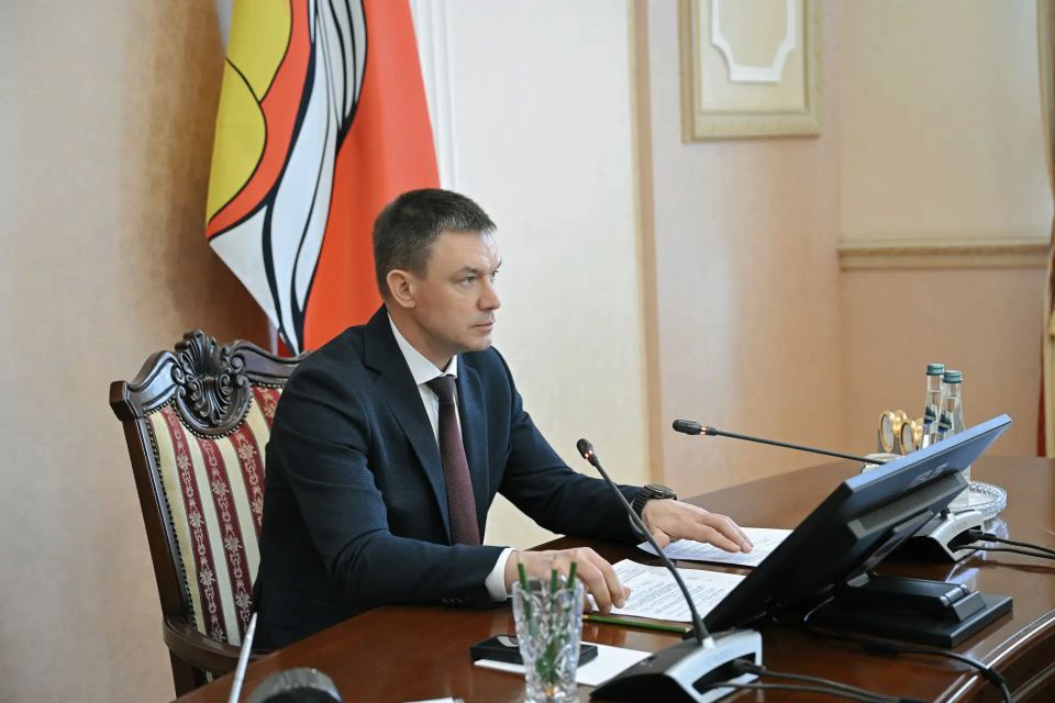 Дмитрий Маслов провел заседание межведомственной комиссии по поддержке участников СВО и членов их семей