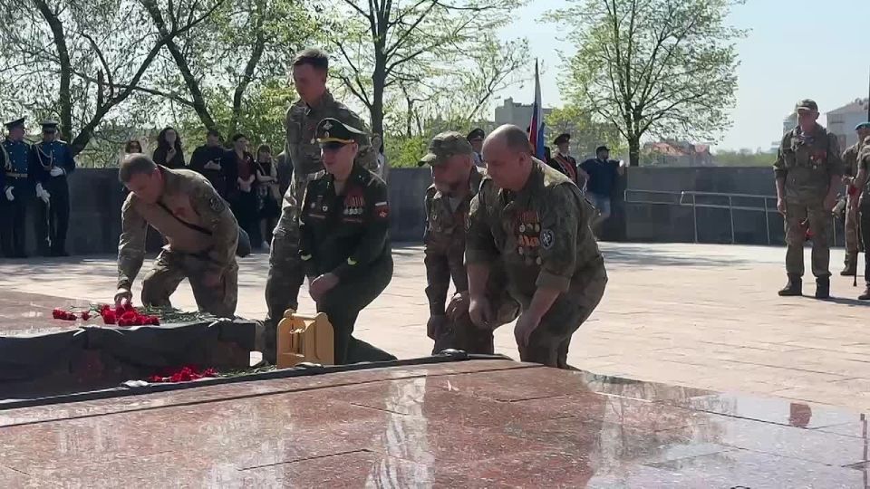 Александр Гусев: Сегодня торжественно встретили священный символ Победы – Огонь памяти