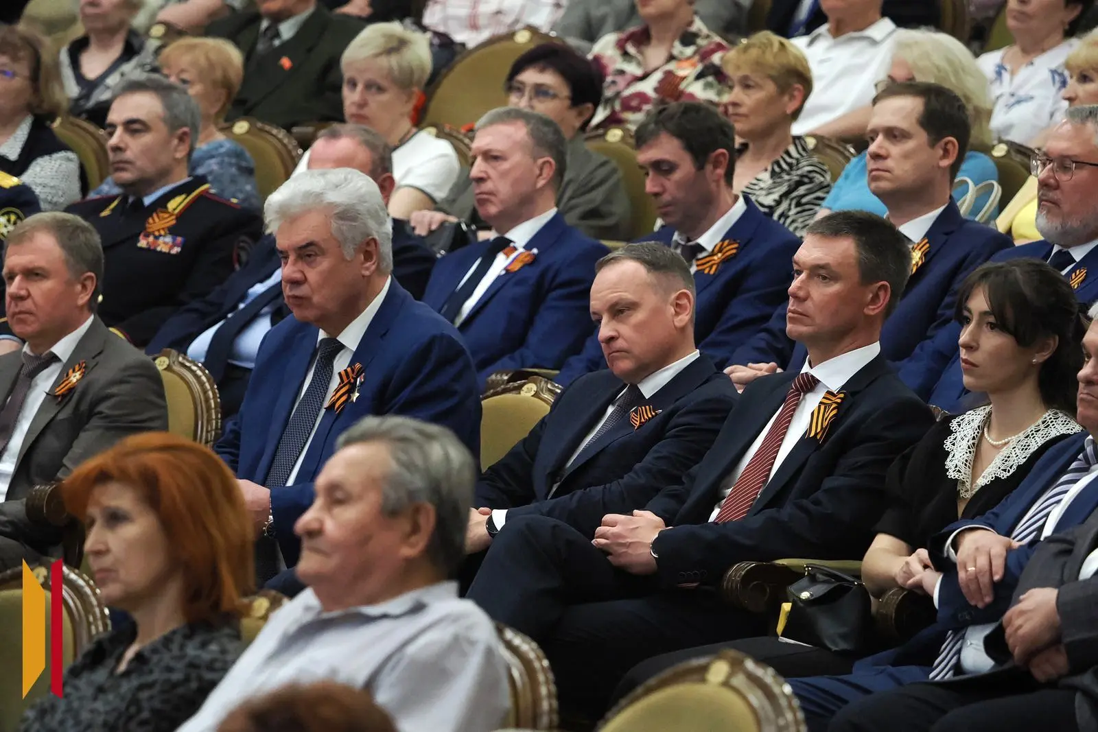 Гордость, которую не отобрать: в Воронеже прошел концерт ко Дню Победы Гордость, которую не отобрать: в Воронеже прошел концерт ко Дню Победы