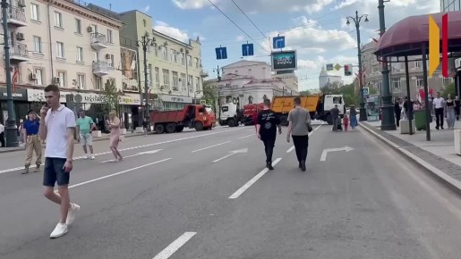 Воронежцы гуляют по проспекту Революции Главная улица города стала пешеходной сегодня