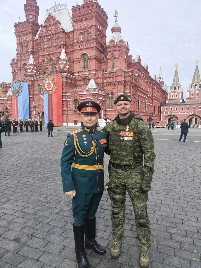 Герой России из Богучарского района принял участие в Параде Победы на Красной площади Герой России из Богучарского района принял участие в Параде Победы на Красной площади