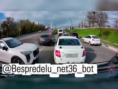Неравнодушие граждан помогло привлечь к ответственности очередных водителей, грубо нарушающих правила дорожного движения