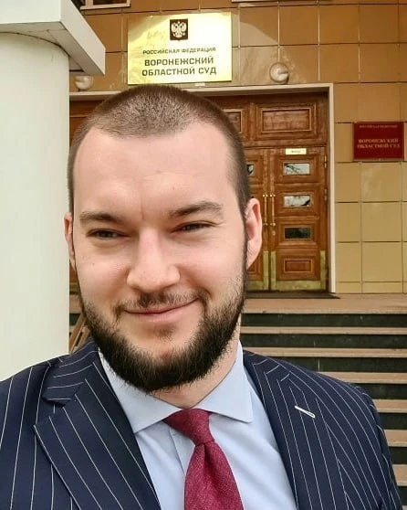 Известного воронежского адвоката задержали за мошенничество на 300 тысяч