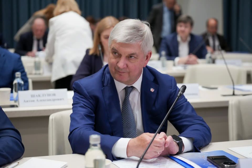 Александр Гусев: Принял участие в заседании Совета при полномочном представителе Президента Российской Федерации в ЦФО Игоре Щёголеве Александр Гусев: Принял участие в заседании Совета при полномочном представителе Президента Российской Федерации в ЦФО Игоре Щёголеве
