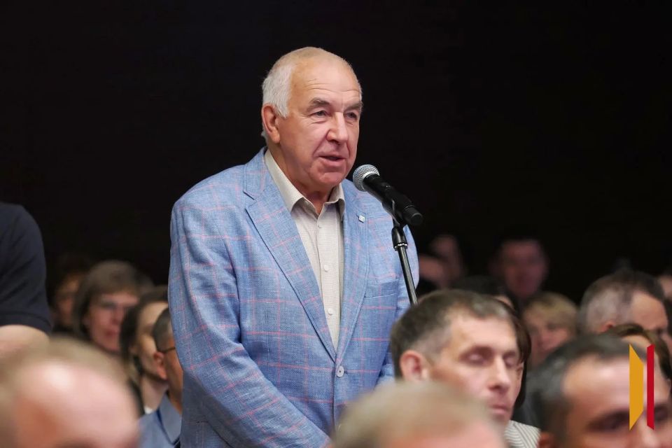 Что ответил губернатор Александр Гусев на вопросы предпринимателей на форуме Столля – 2026 Что ответил губернатор Александр Гусев на вопросы предпринимателей на форуме Столля – 2026