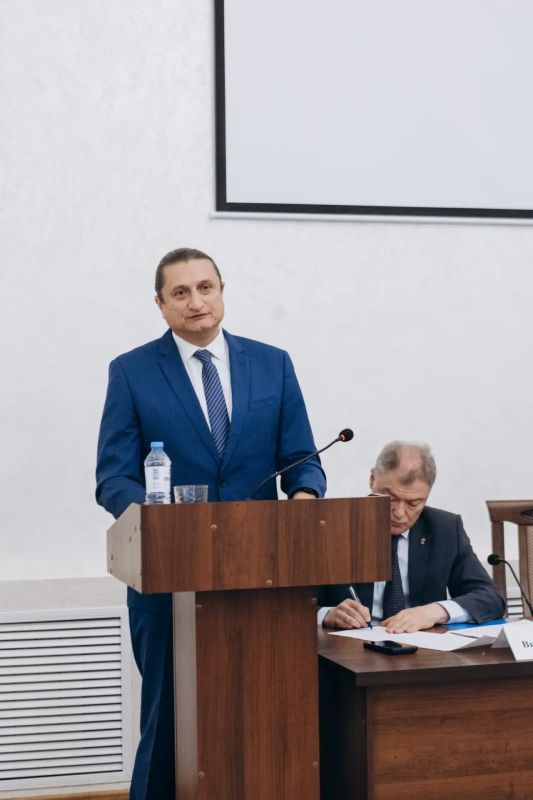 Воронежский райцентр стал полигоном для больших перемен, или как депутат Чижов превращает «миллиарды» в новые дороги и рабочие места? Воронежский райцентр стал полигоном для больших перемен, или как депутат Чижов превращает «миллиарды» в новые дороги и рабочие места?