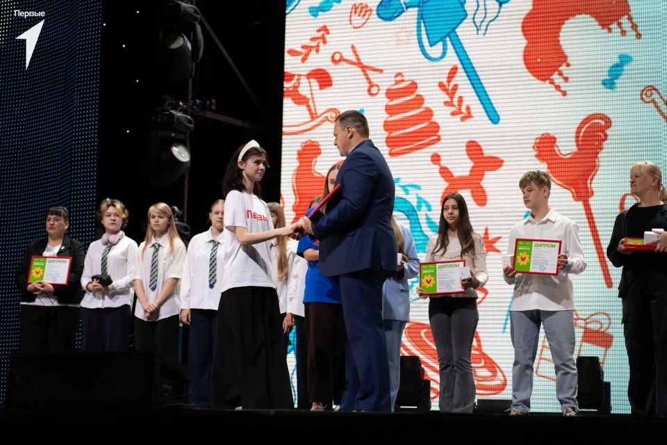 Сказка, которую создавали сами дети: как прошел фестиваль «Движения Первых» Воронежской области Сказка, которую создавали сами дети: как прошел фестиваль «Движения Первых» Воронежской области